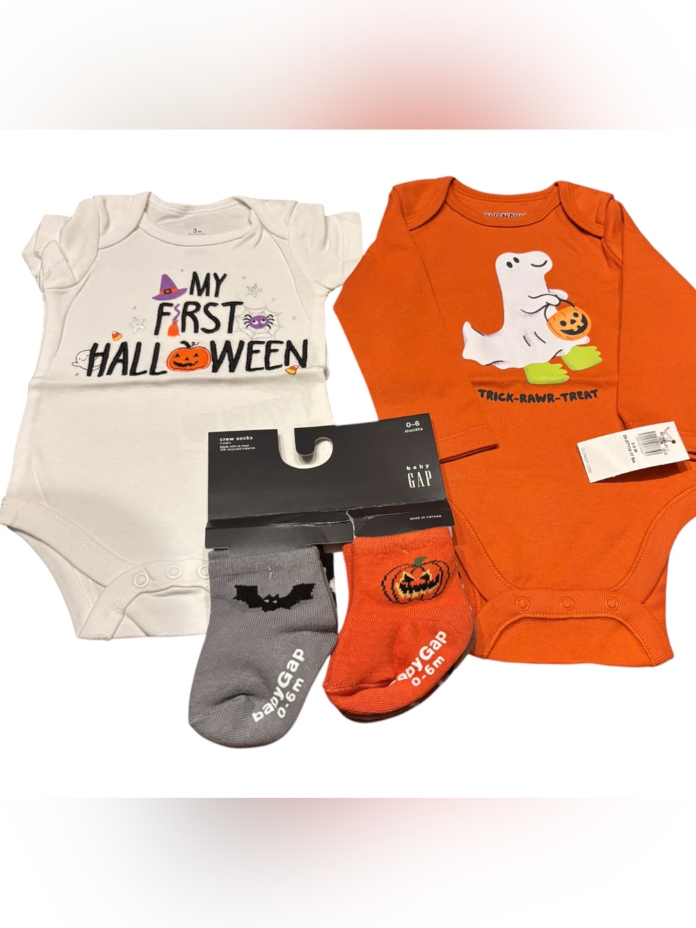NWT Halloween bundle 3M Two onesies, 4 pair of Baby Gap socks